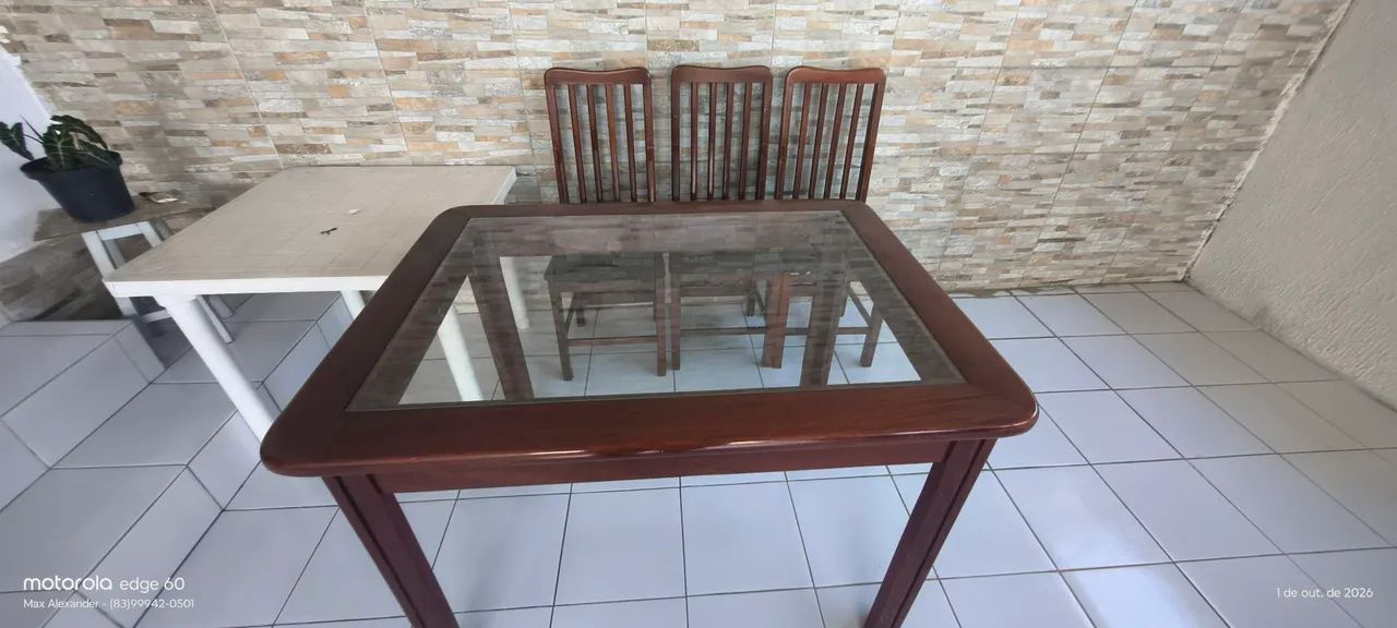 Mesa com 03 cadeiras - Foto 2