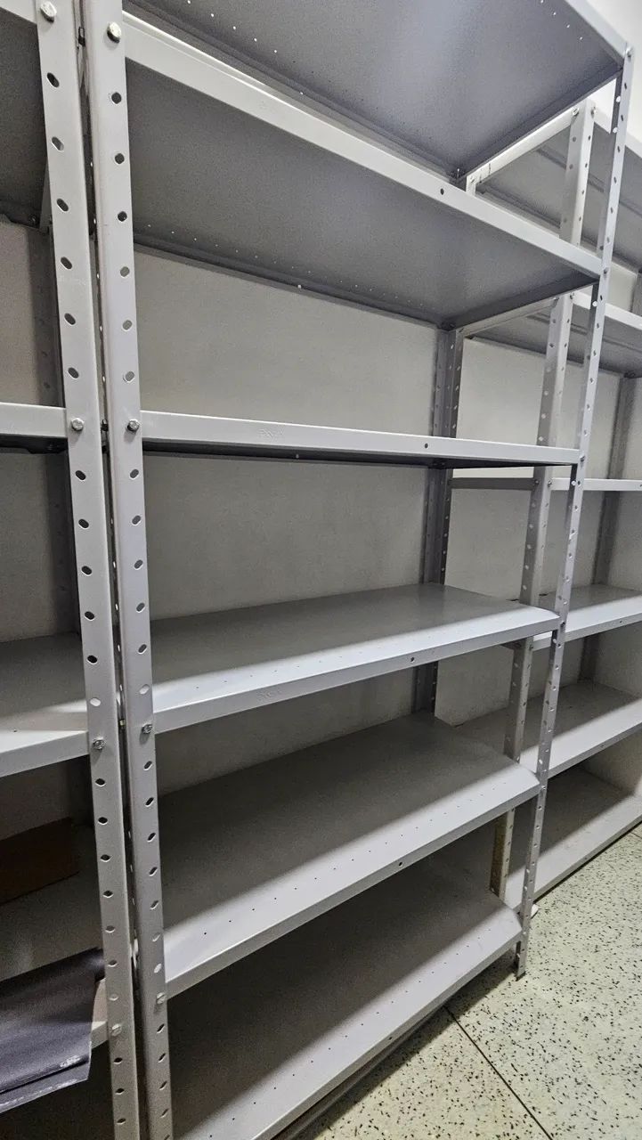 Armário Aço Estoque ? Resistente, com Prateleiras - Foto 4