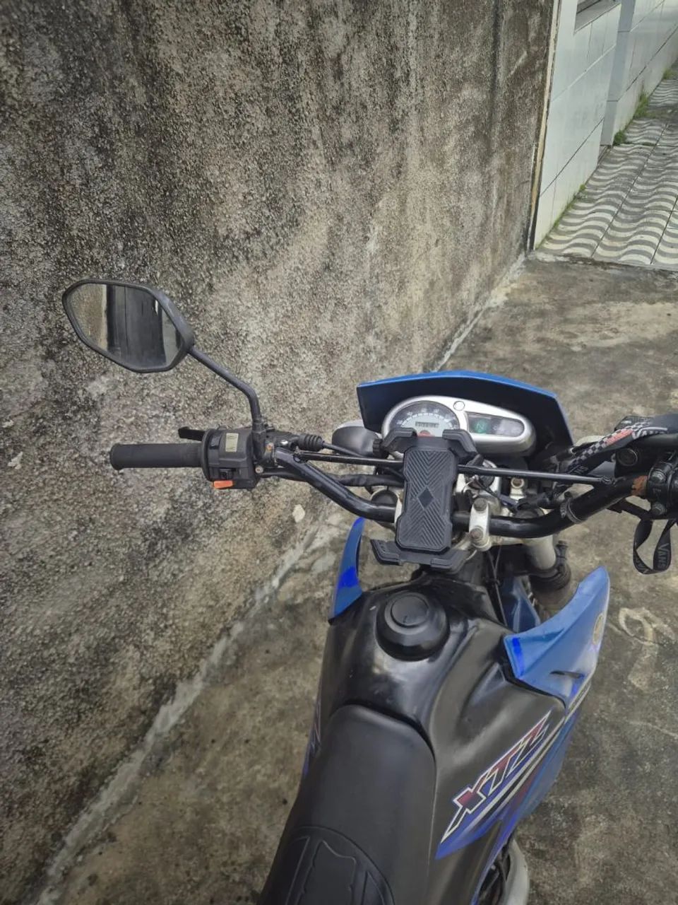 Yamaha XTZ 125 E 2008 - Foto 3