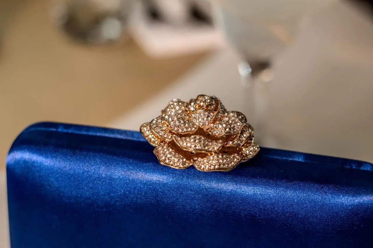 CLUTCH AZUL ROYAL 