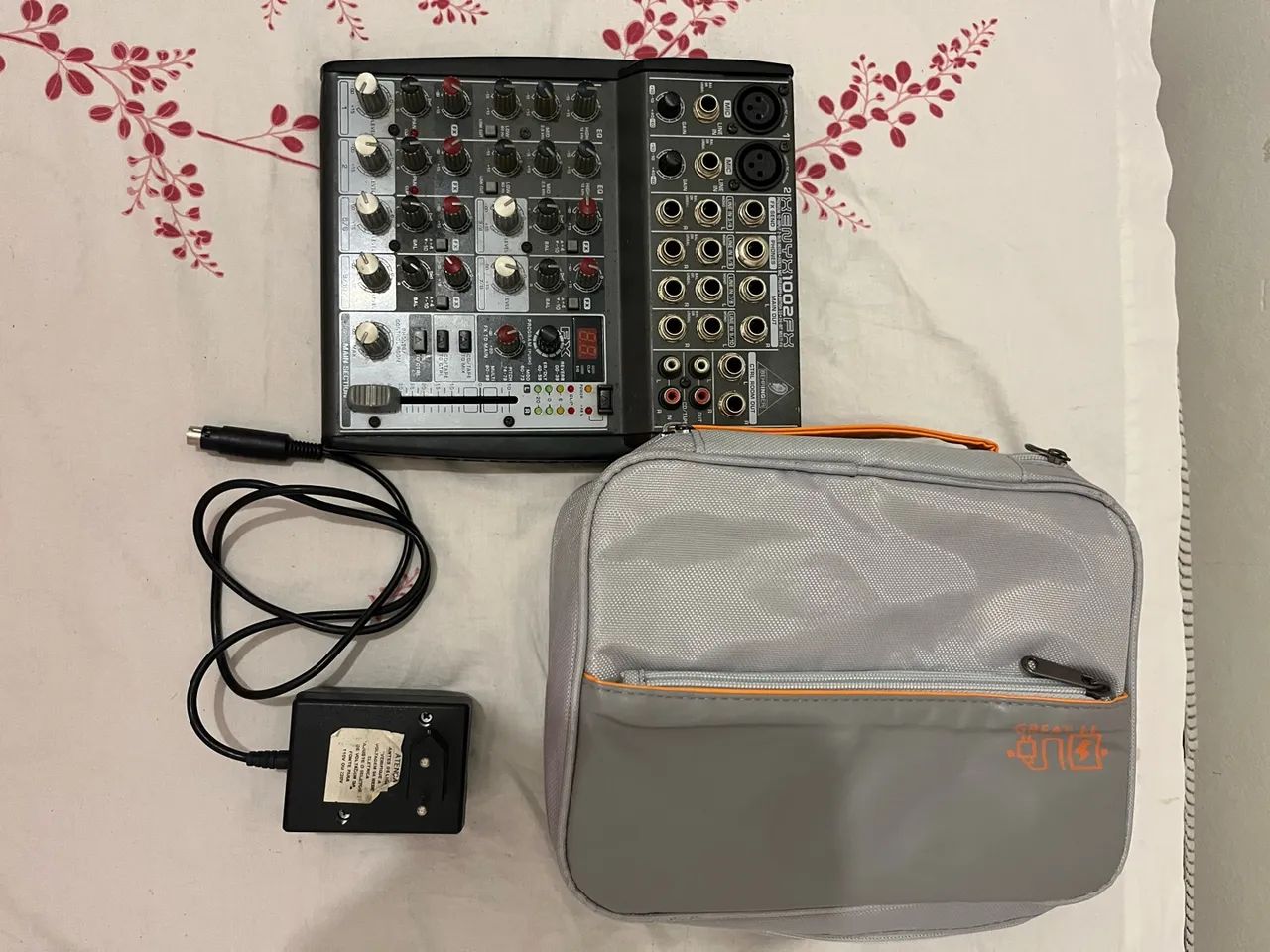 Mesa de som behringer xenyx 1002FX - Foto 3