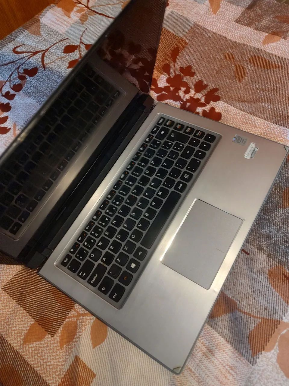 Ultrabook lenovo ideapad i3 touch-screen  - Foto 2