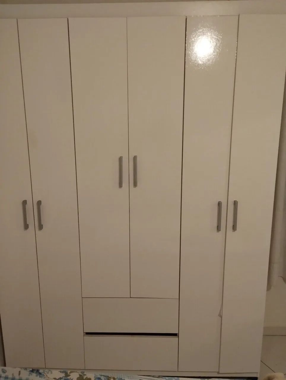 Vendo guarda roupa pouco uso só 190