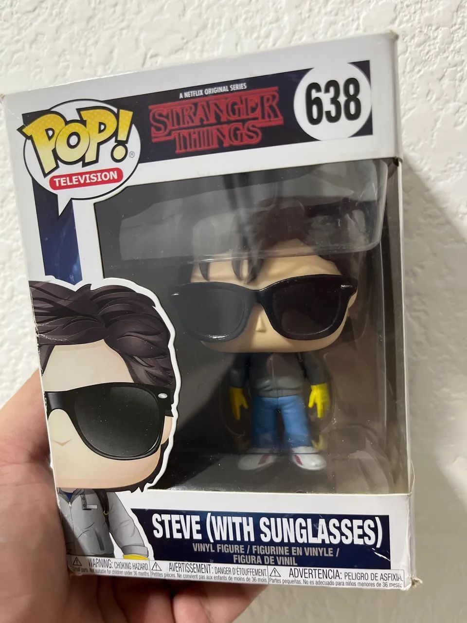 Funko Steve with sunglasses - Stranger Things 