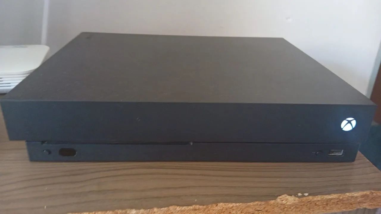 Vendo Xbox One X 1TB e 4K - Foto 4