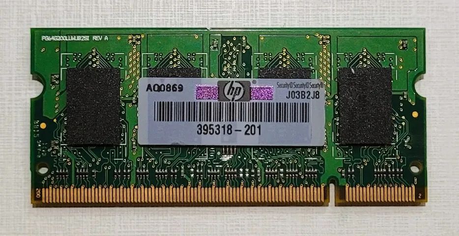 Memória RAM SO-DIMM DDR2 PC2-5300 667 MHz 1 GB - Memória RAM