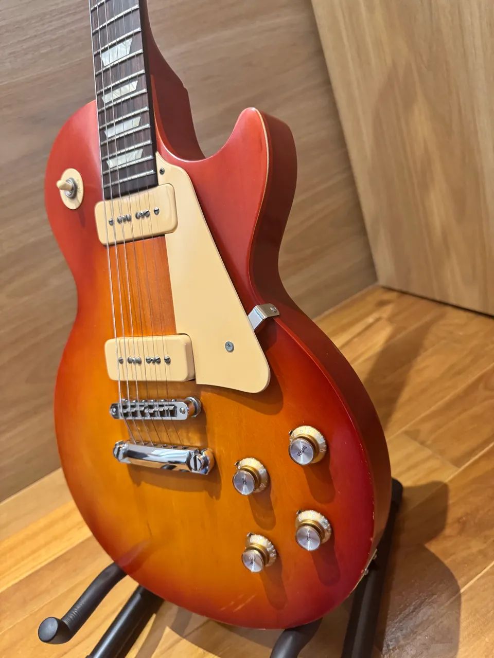 Gibson Les Paul Tribute 60 - P90 - Instrumentos musicais - Barra