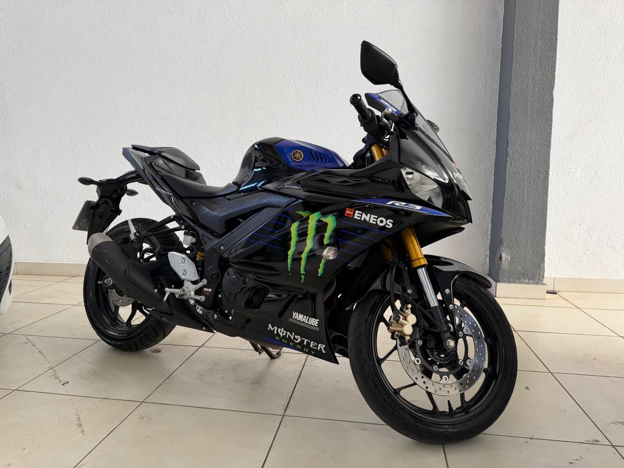 YZF R3 monster 2022 - Foto 2