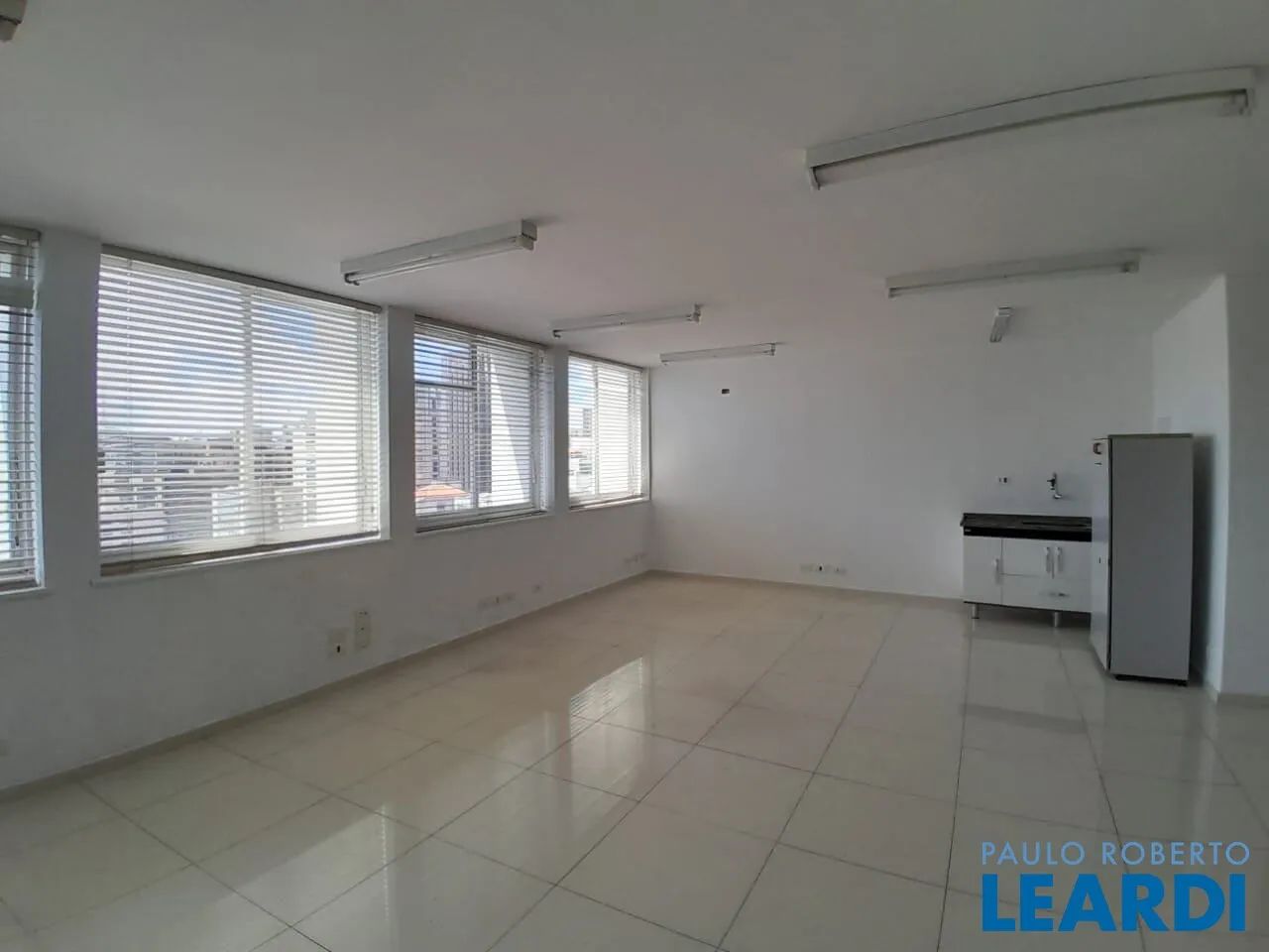 CONJ. COMERCIAL - BELA VISTA - SP - Foto 3