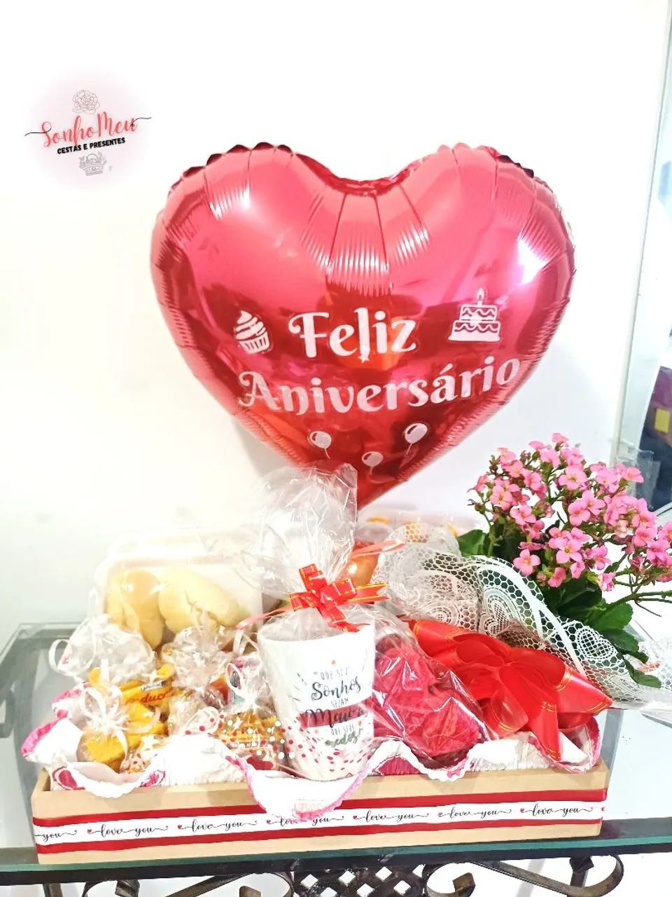 Cesta café,  flores e Coração! R$169,90 - Foto 4