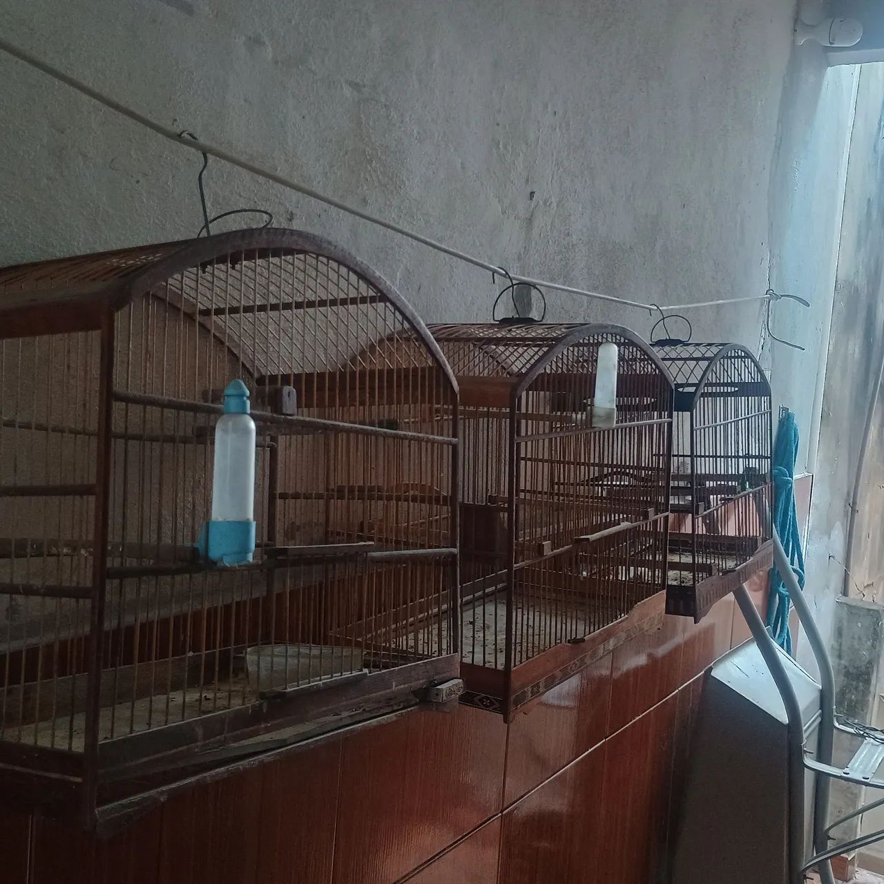 Vendo 3 gaiolas de passarinho. - Foto 3