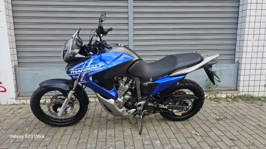 HONDA TRANSALP 700Cc - Foto 2