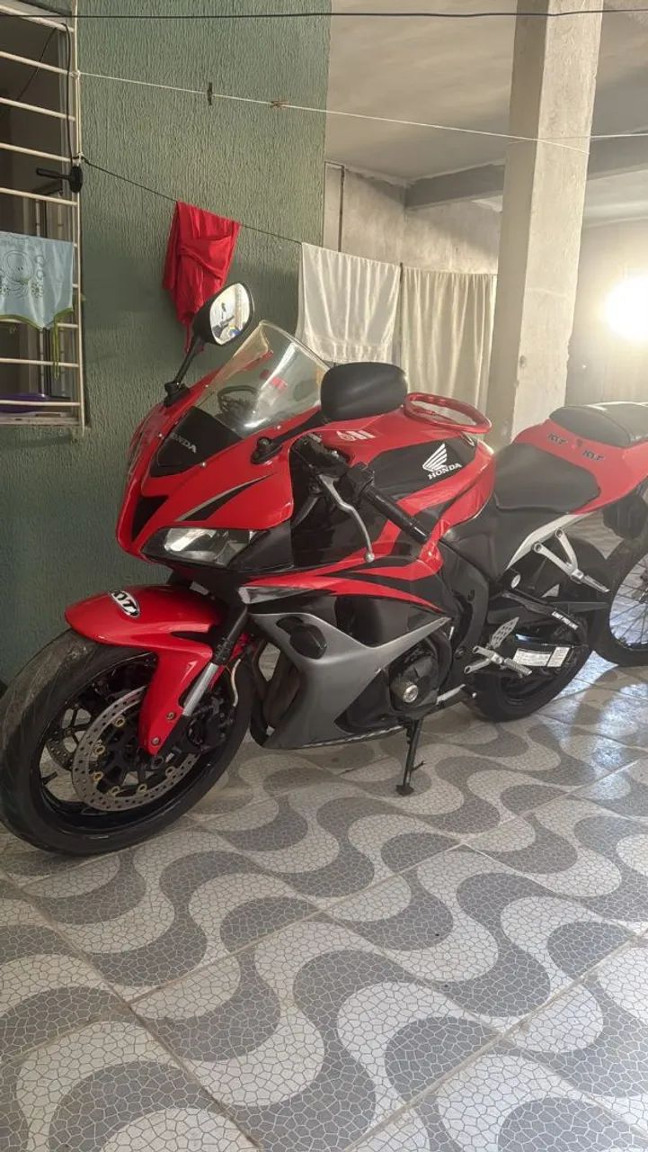 CBR conservada ,manual chave reserva  - Foto 2