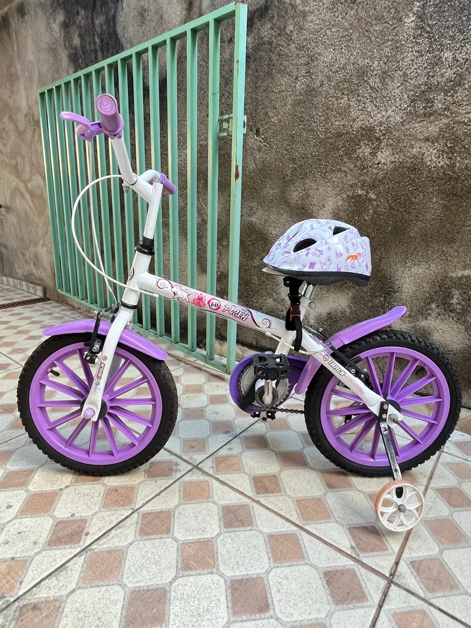 Bicicleta Aro 16 Infantil Track Bikes Pinky Seminova c/ capacete de brinde 