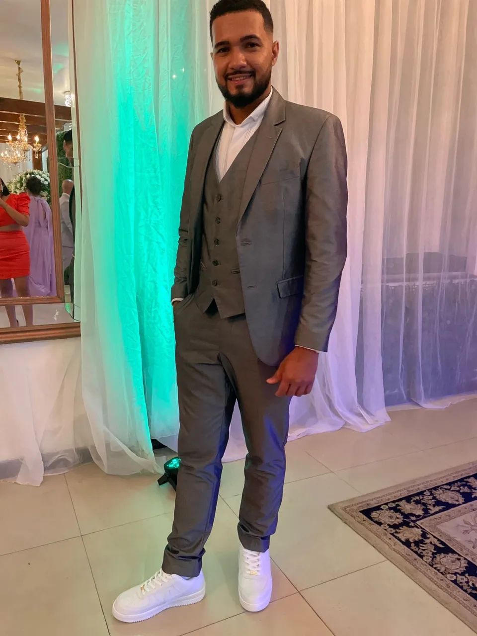 Aluguel de Trajes Masculinos - Ternos, Smoking e outros. - Foto 2