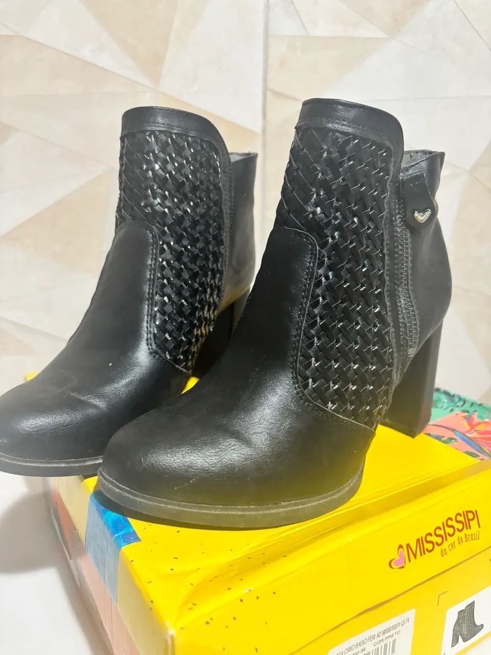 Bota preta  - Foto 2