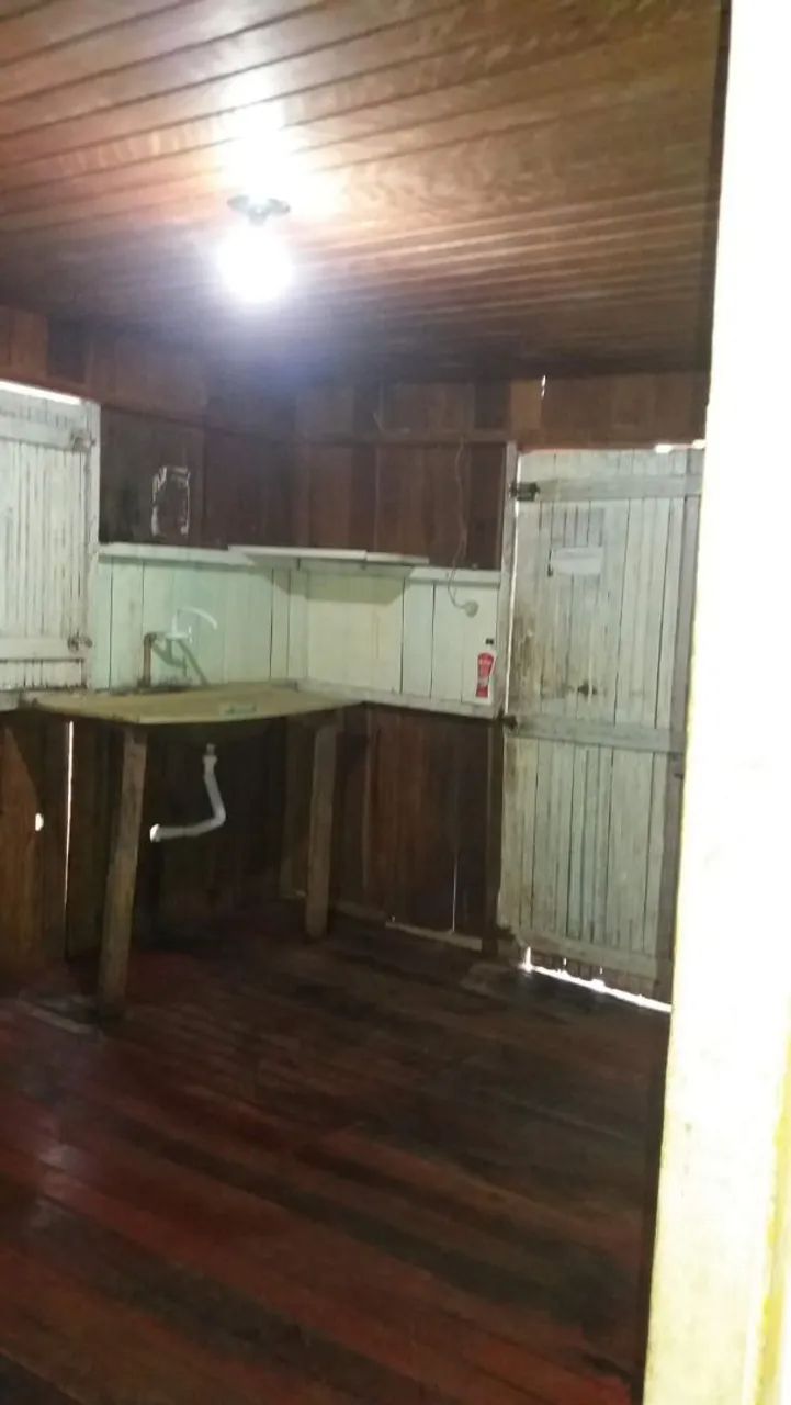VENDO CASA DE MADEIRA - R$ 50.000 | ACEITO TROCAS! - Foto 2
