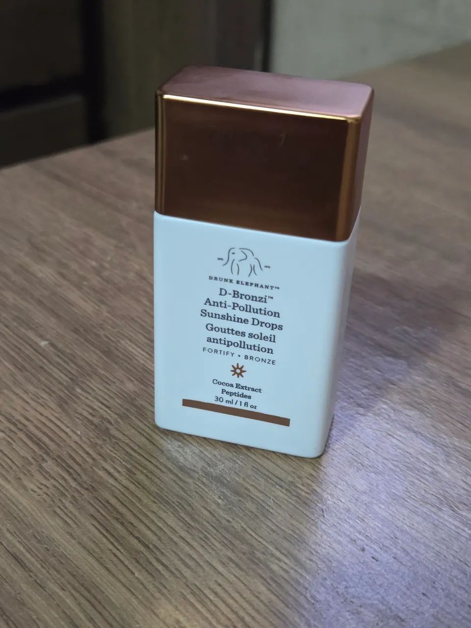 drunk elephant d-bronzi anti-pollution sunshine drops