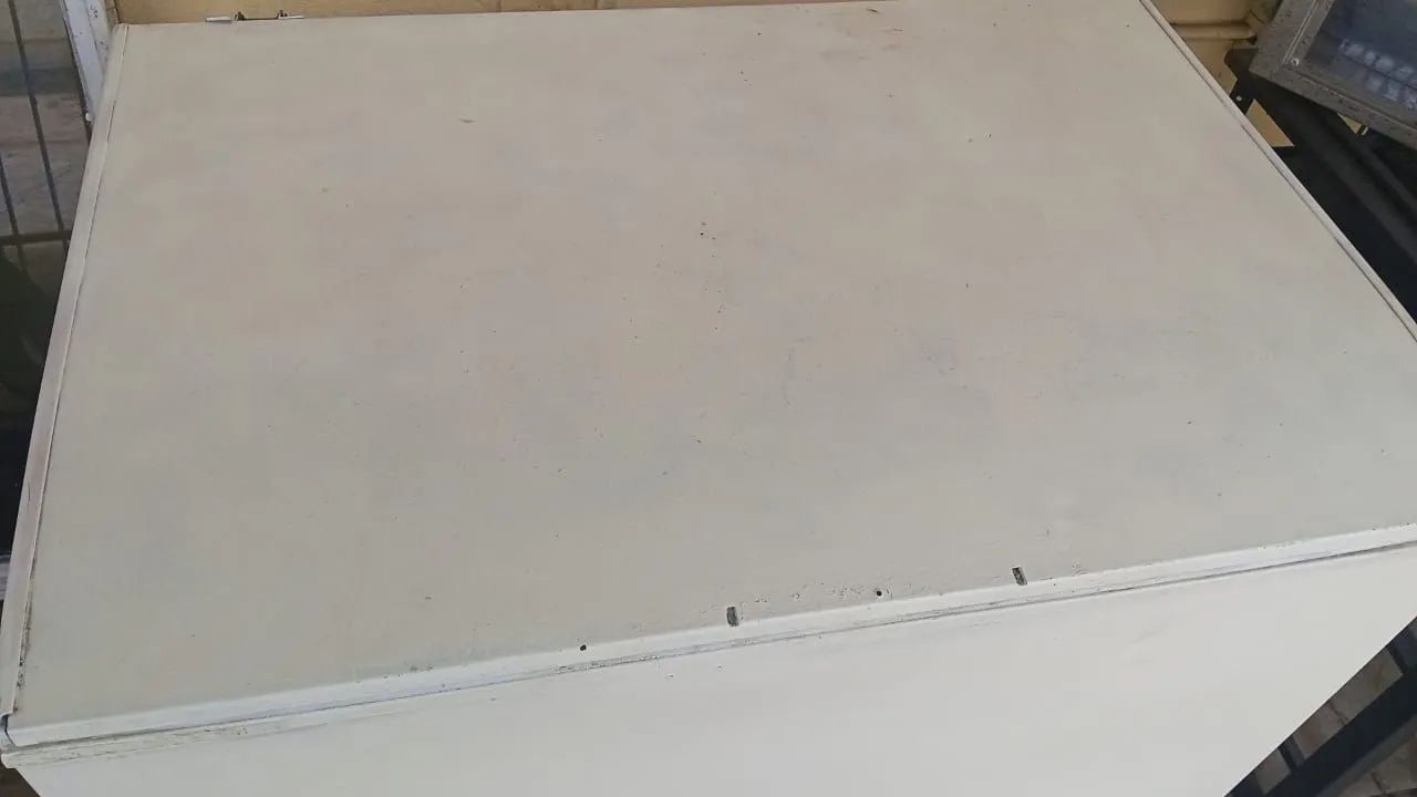 FREEZER BEM CONSERVADA 