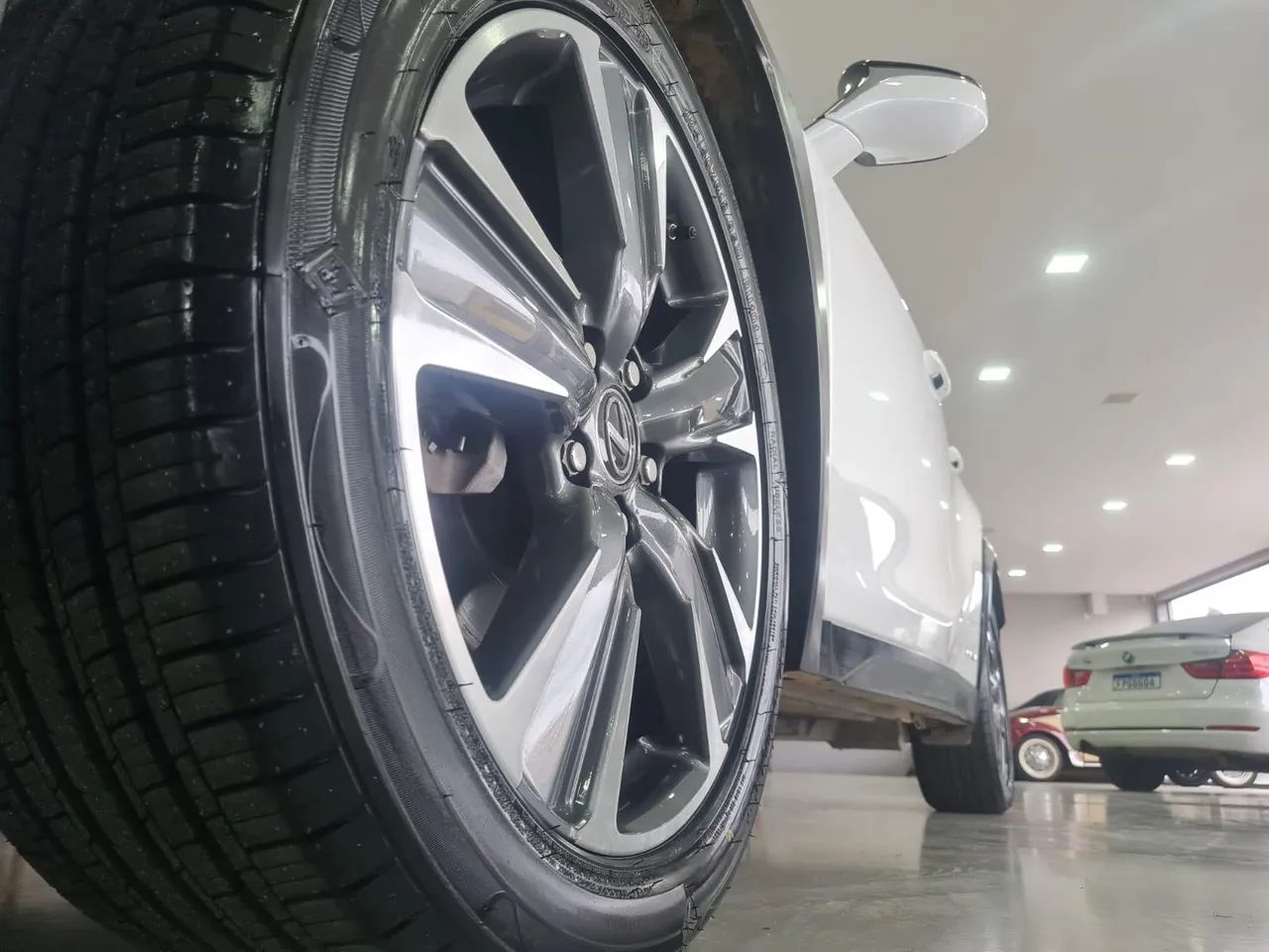 Lexus UX-250h Luxury 2.0 16V Aut.(hybrid), foto 18 de 20