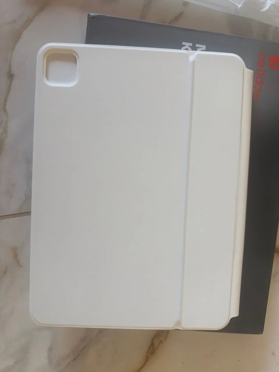 Capa com Teclado Magnético da Bettdow compatível com iPad de 11 e 10,9 polegadas - Foto 2