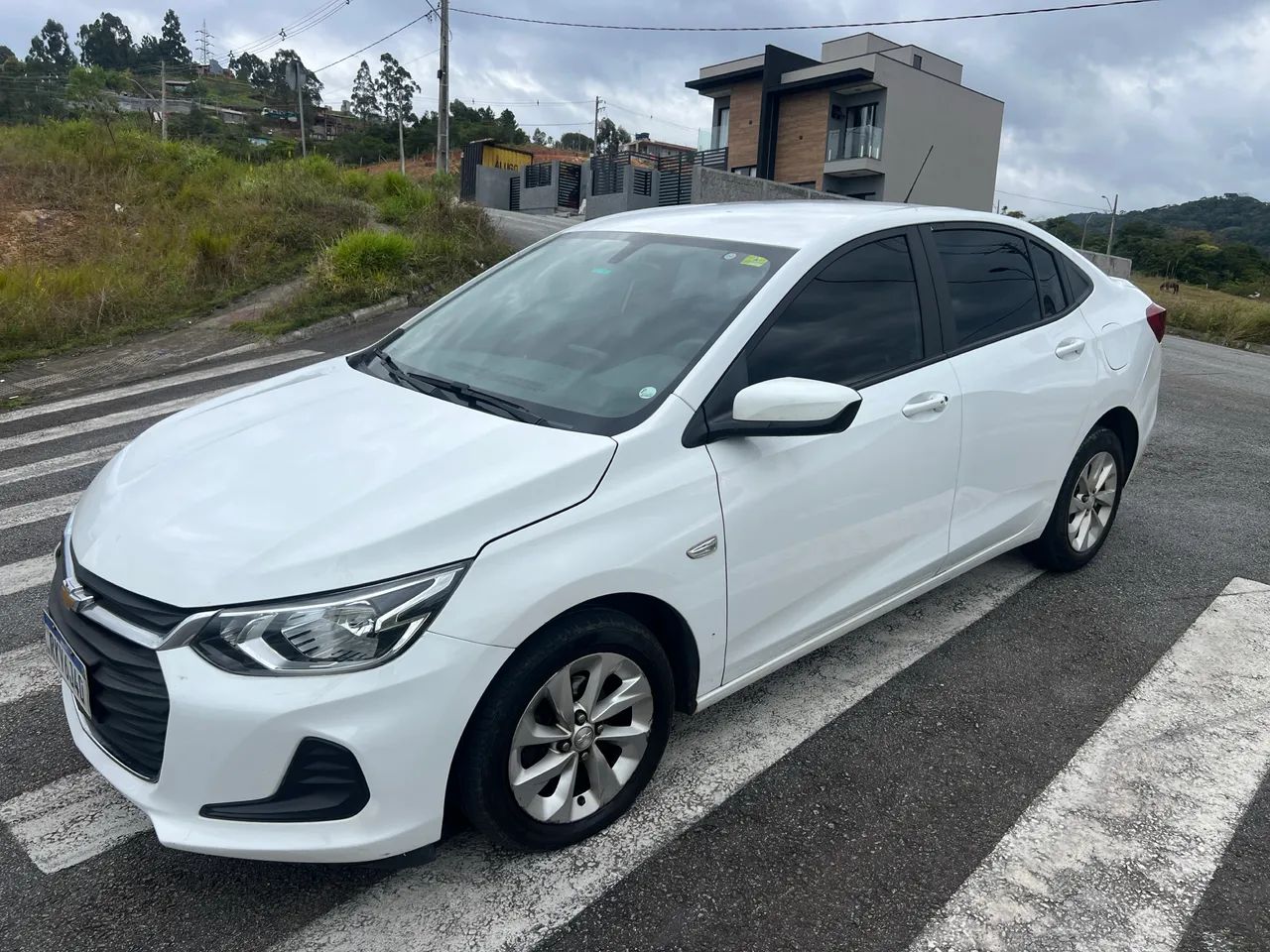 Chevrolet Onix Plus LT 1.0 12V Flex Mec. 4P 2022 - Foto 2