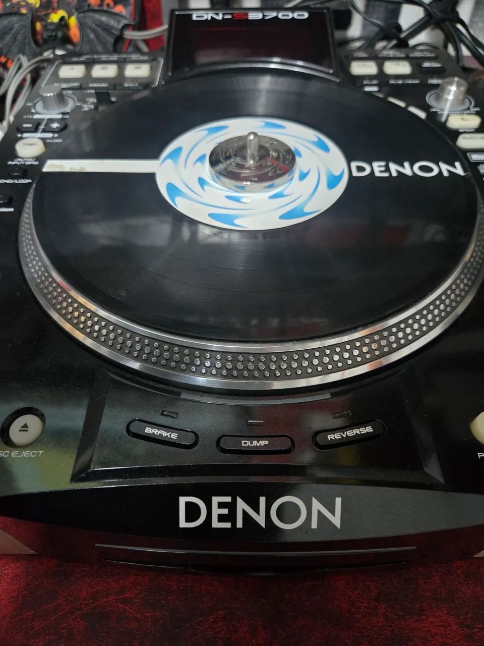VENDE-SE PAR DE CDJ DENON MODELO 3700 - Equipamentos e Acessórios