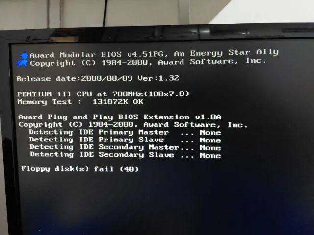 MB 650B-ATX Pentium III 700MHz - Foto 2