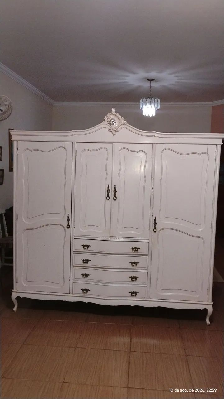 VENDO GUARDA-ROUPA PROVENÇAL LUIZ XV ANTIGO  - Foto 2
