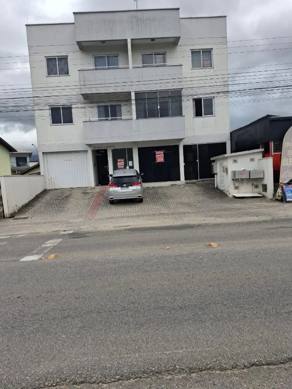 SALA COMERCIAL PARA LOCAÇÃO EM SANTO AMARO DA IMPERATRIZ - Foto 2