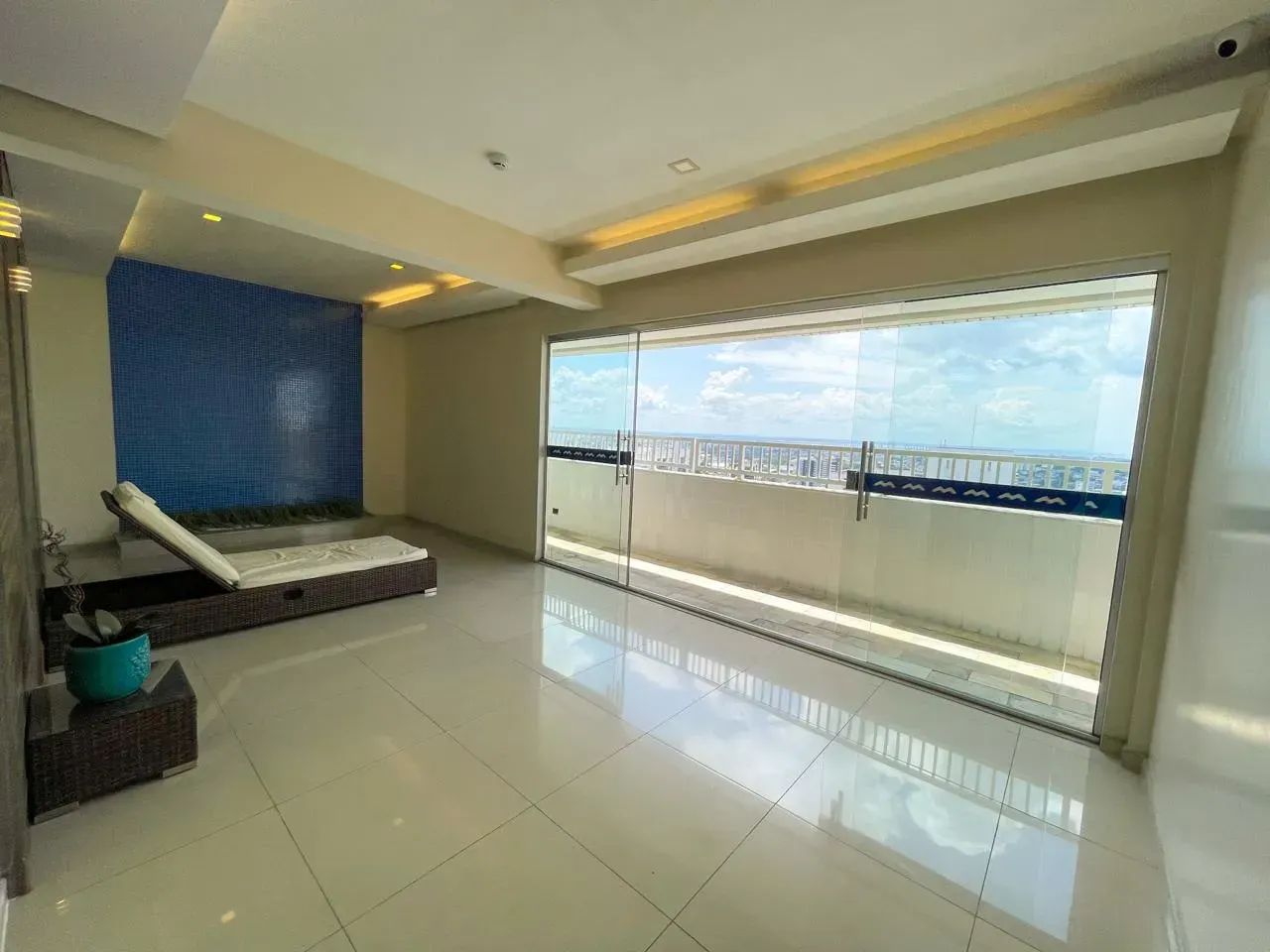 Flat Adrianopolis com 47 m²  100% mobiliado/ 2º andar - Foto 2