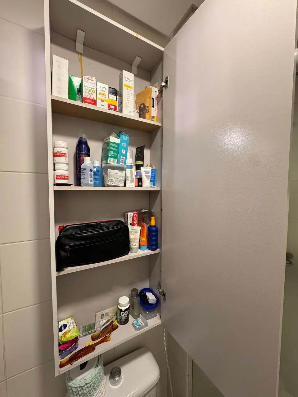 Armário Suspenso para Banheiro Branco com 4 Prateleiras - Foto 2