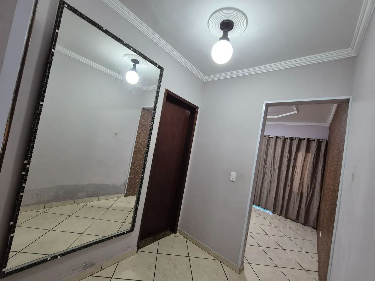 Casa sobrado vende ou troca casa terrea - Foto 4