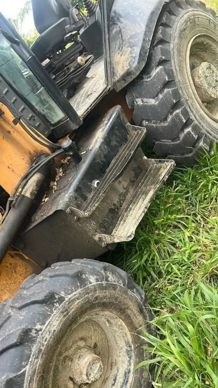 Retroescavadeira Jcb 3c 2010 - Foto 4