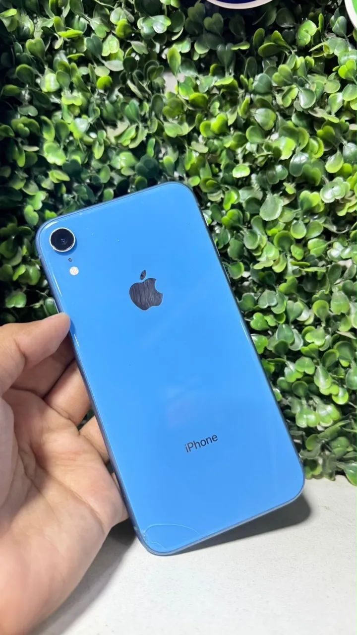 Vendo iPhone XR 128 gigas. AZUL (ACEITO CARTÃO) - Foto 2