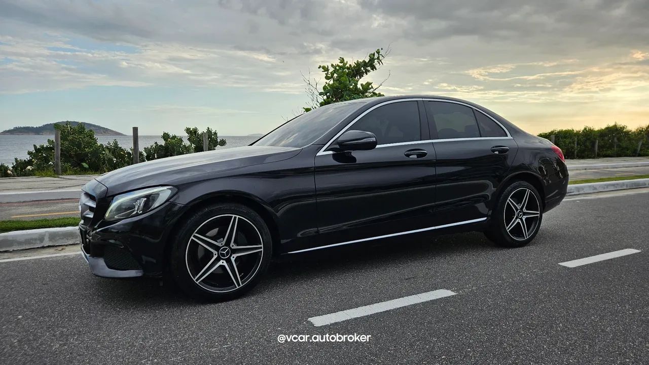 Mercedes-Benz C-250 AVANTGARDE 2.0 TB 211CV AUT. 2018