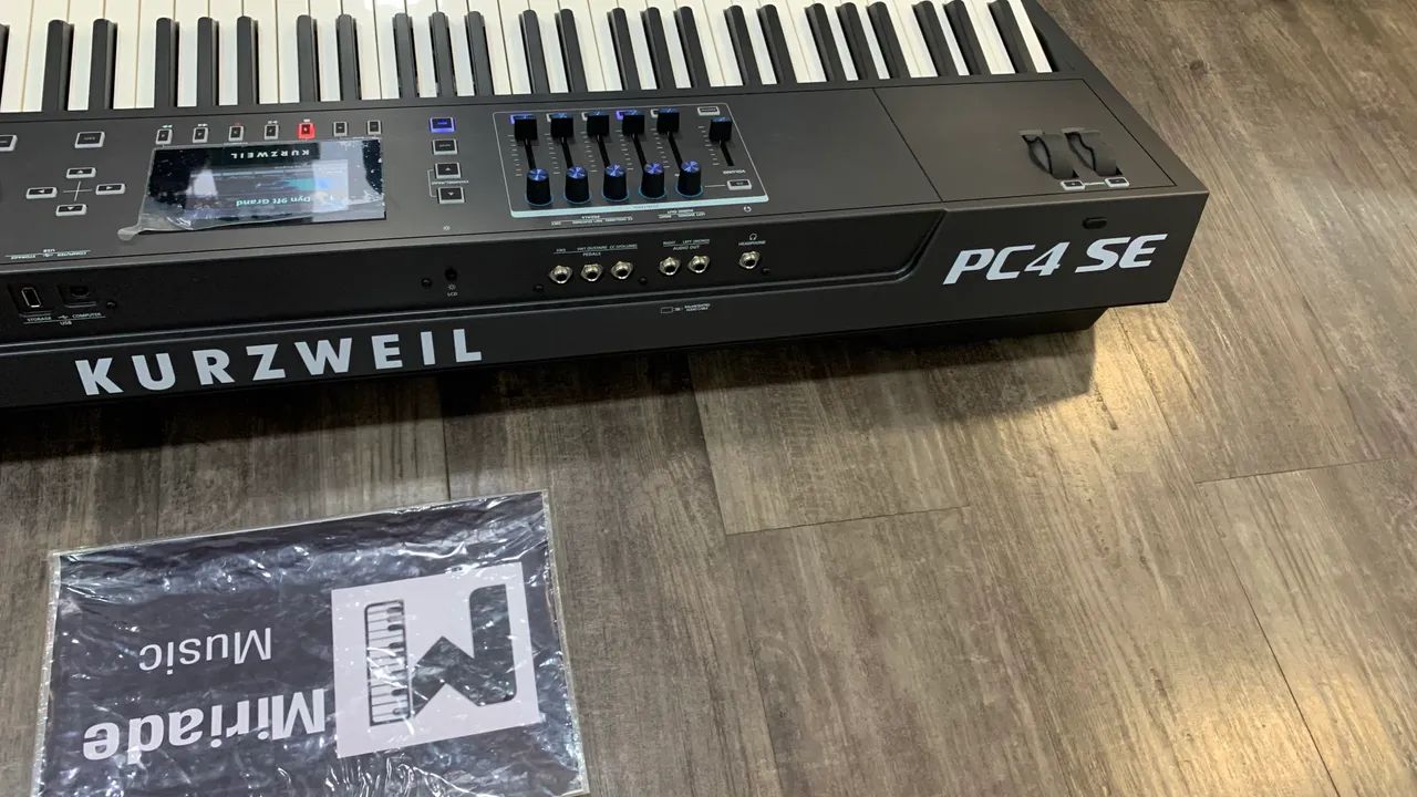 Kurzweil PC4 SE - Instrumentos musicais - Anhangabaú, Jundiaí 