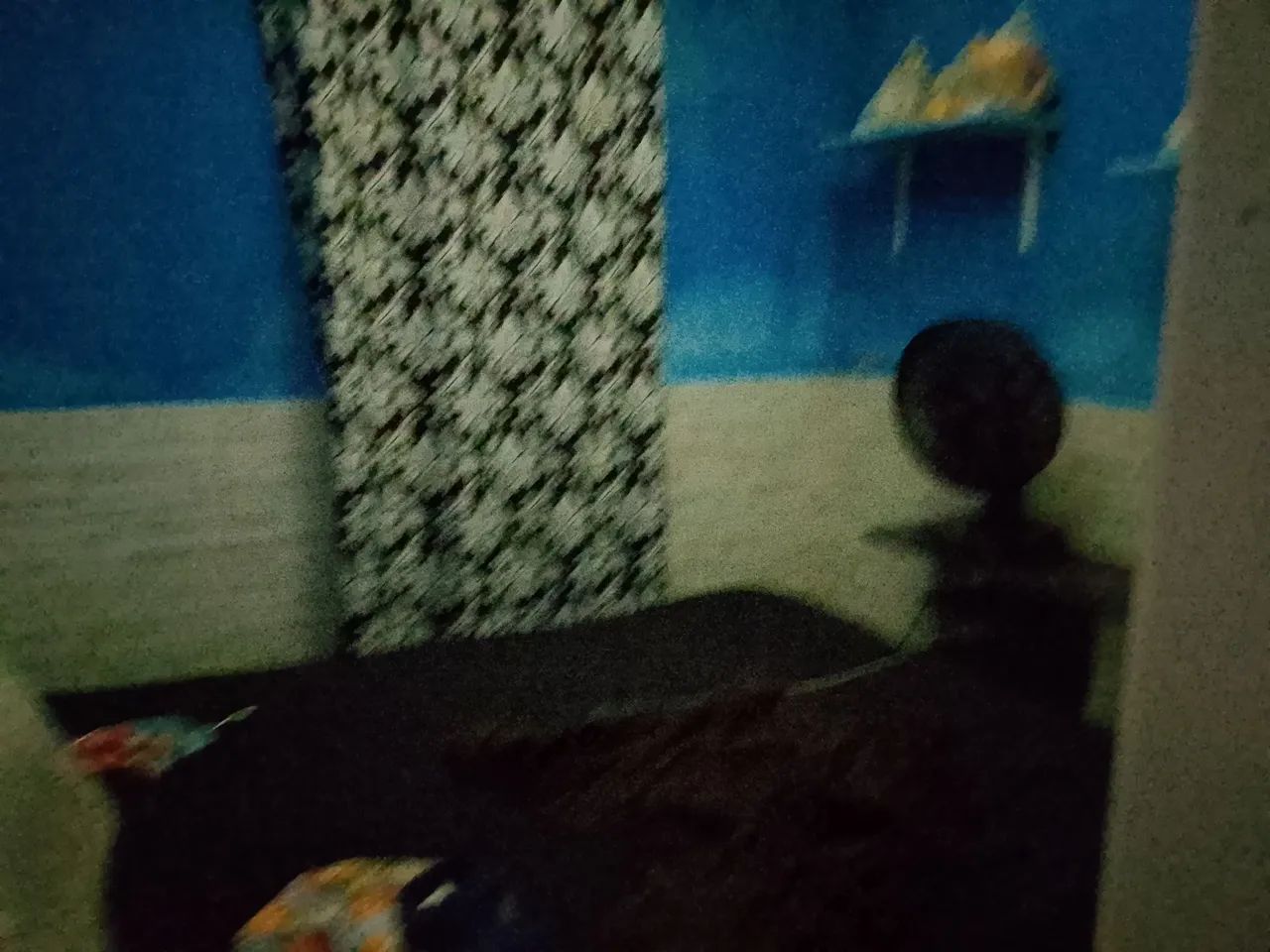 Casa média com ponto comercial  - Foto 4