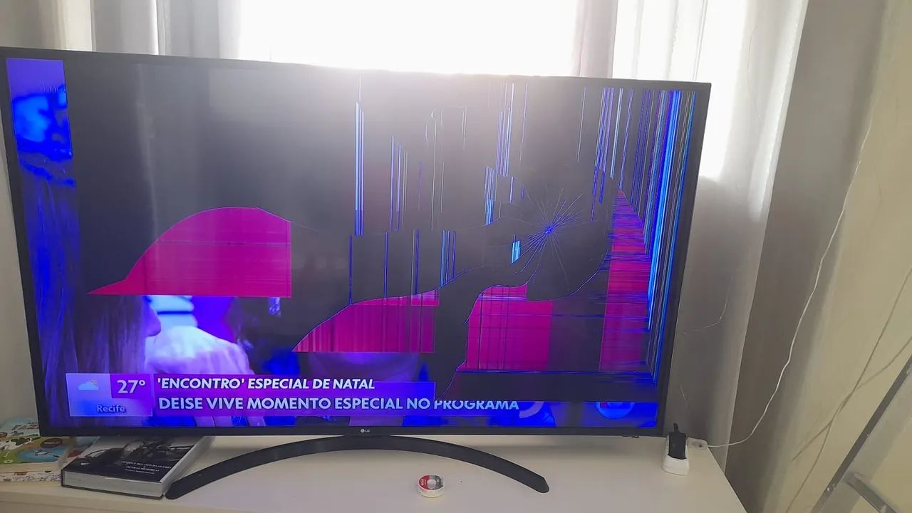 Tv LG 60 polegadas com tela quebrada  - Foto 2
