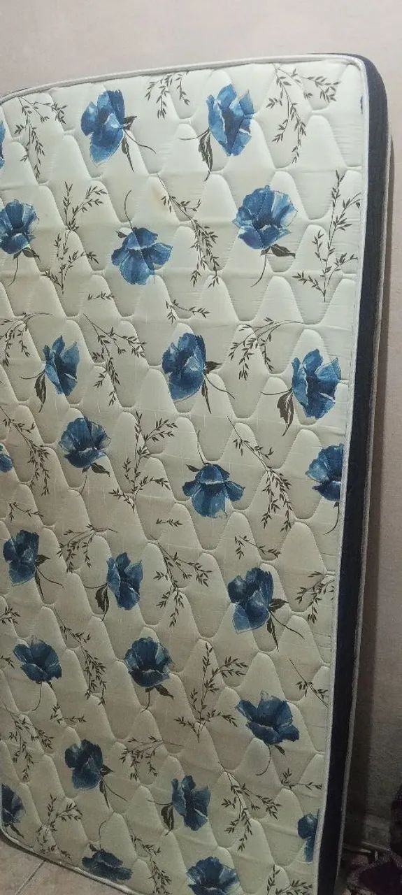 Cama e colchão solteirão  - Foto 3