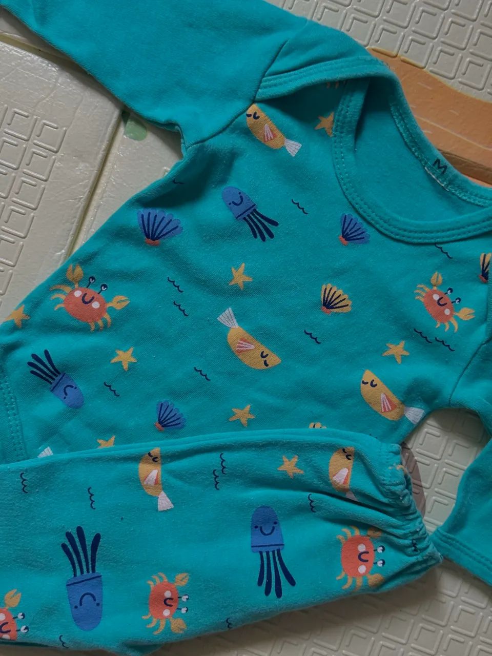 Conjunto body e calça (3-6m) - Foto 2