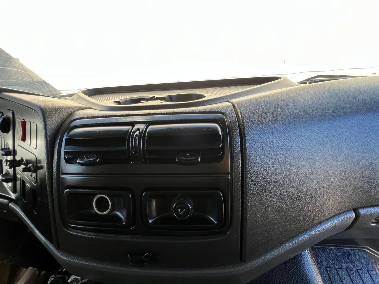 Mercedes-benz Atego 2425 Basculante (2011/2012) - Foto 4