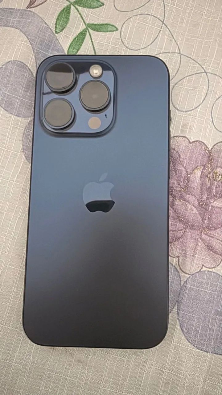 iPhone 15 pro 128g