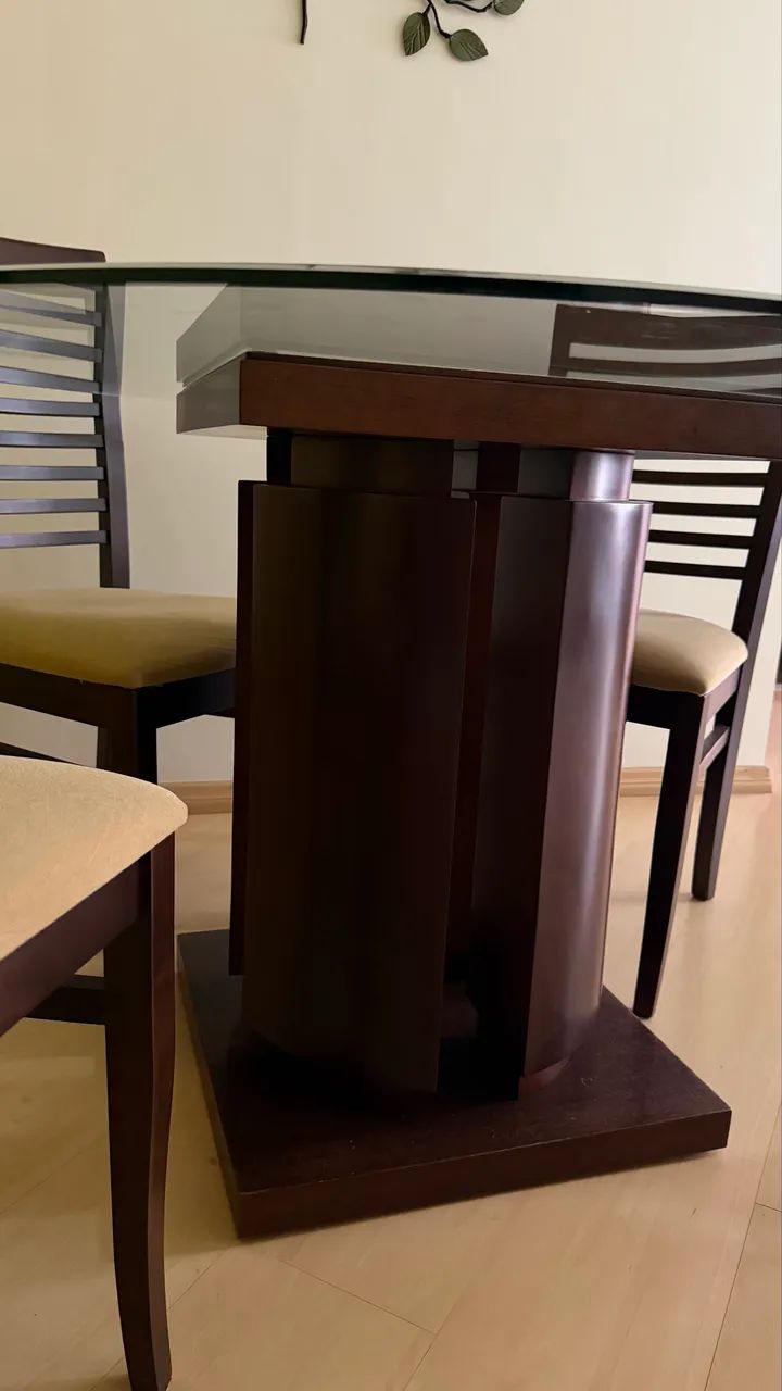Conjunto de mesa com 4 cadeiras - Foto 4