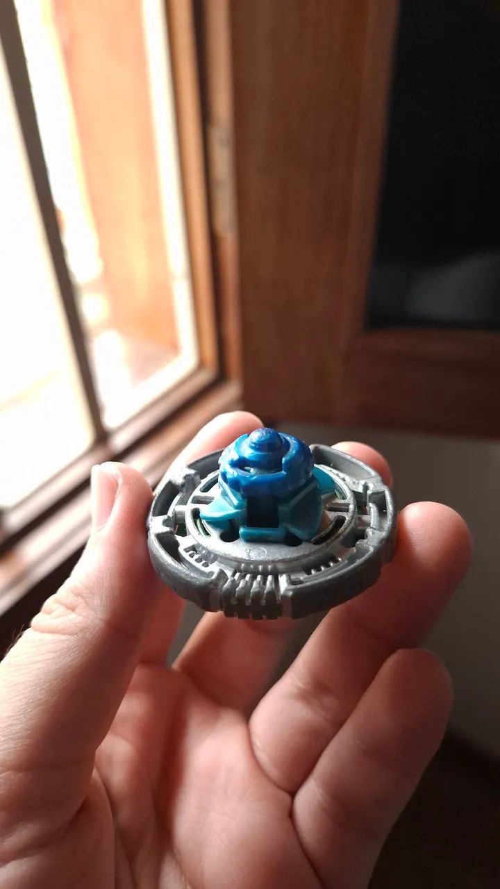 Beyblade Thunder Libra - Foto 2