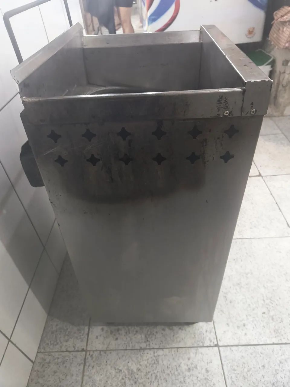 Fritadeira água e óleo 30 lt - Foto 2