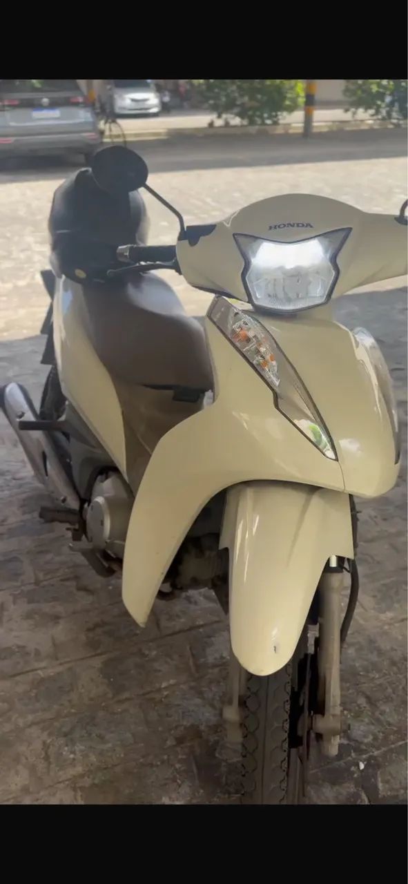 Honda Biz branca  - Foto 2