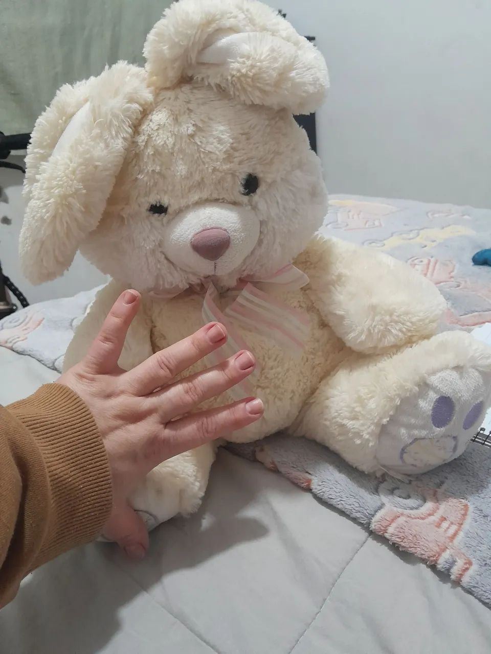 Coelho de pelúcia grande - Foto 3