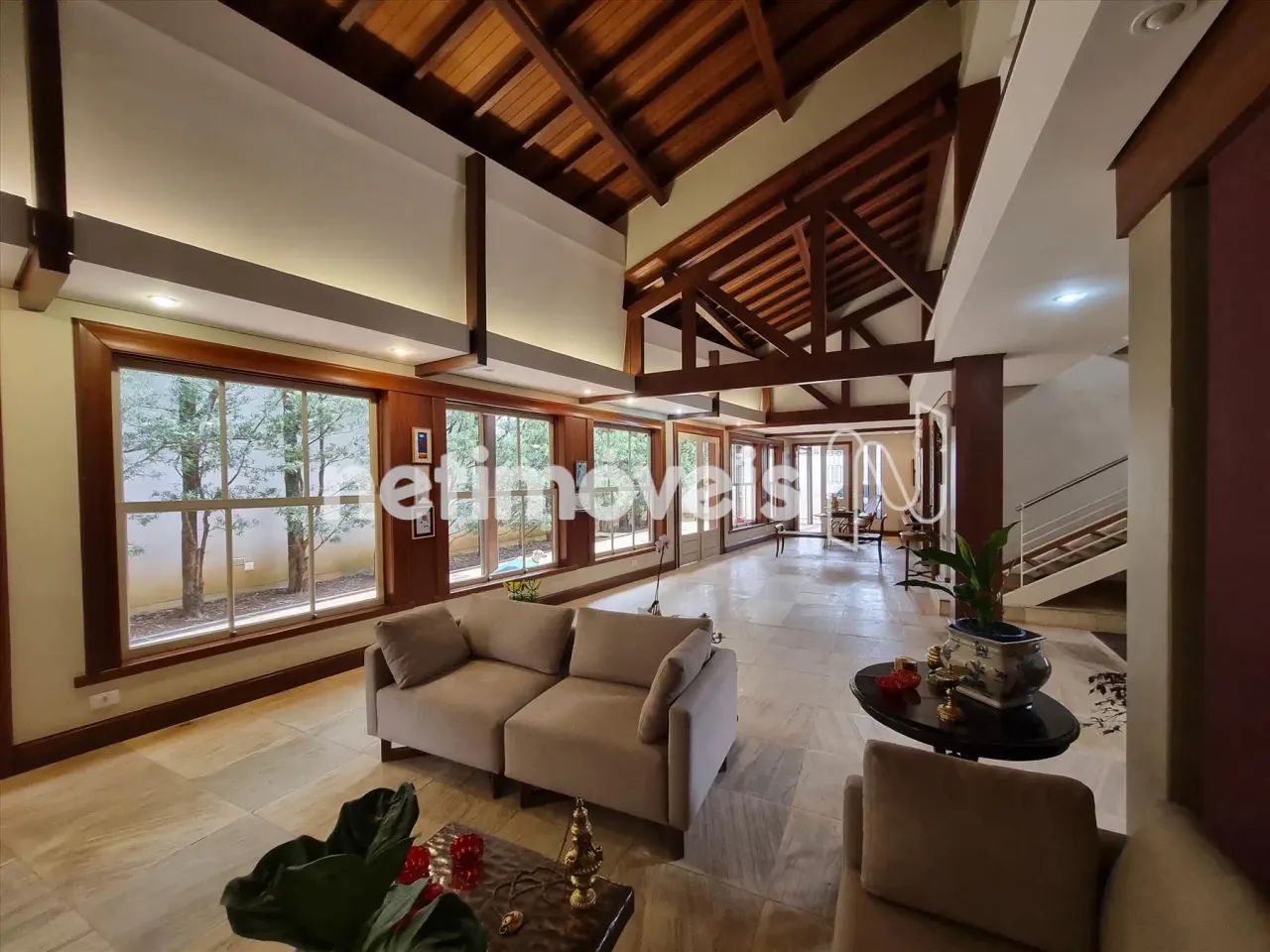 Casa de 363,66 m²; com 4 Quartos e 4 Vagas no Belvedere - Foto 5