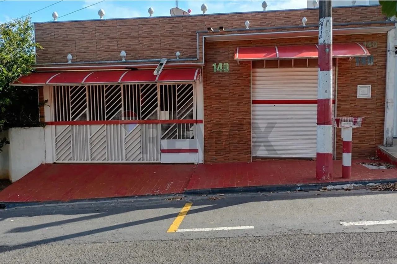 Casa com comércio à venda Jardim Bom Viver